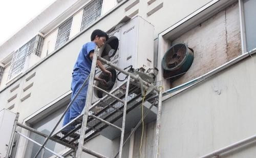 深圳黃貝安裝空調(diào)服務(wù)電話_30分鐘上門
