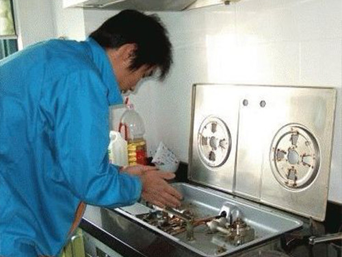 臺(tái)州路橋維修燃?xì)庠顑r(jià)格_24小時(shí)服務(wù)